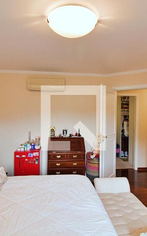 Casa à venda com 848m², 4 quartos e 4 vagas Casa à venda com 848m², 4 quartos e 4 vagasSuíte 1
