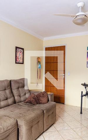 Apartamento à venda com 54m², 2 quartos e 1 vaga Apartamento à venda com 54m², 2 quartos e 1 vagaSala