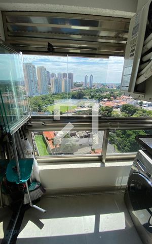 Apartamento à venda com 70m², 2 quartos e 1 vagaÁrea de Serviço