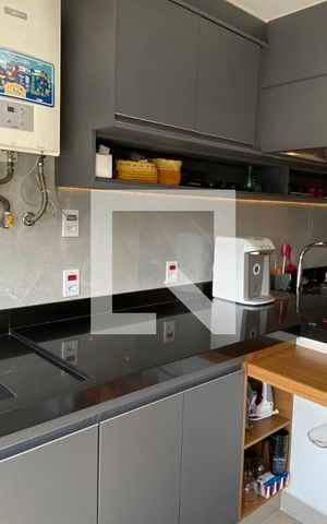 Apartamento à venda com 70m², 2 quartos e 1 vagaÁrea de Serviço