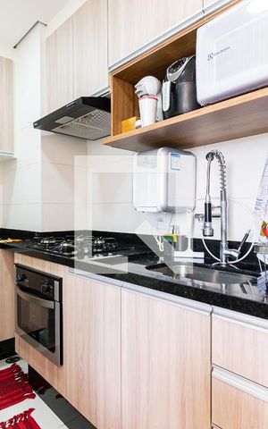Apartamento à venda com 38m², 2 quartos e 1 vagaCozinha
