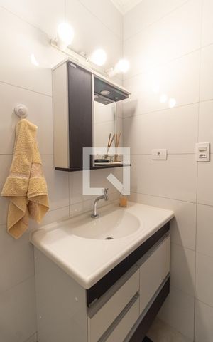 Casa à venda com 297m², 2 quartos e 3 vagas Casa à venda com 297m², 2 quartos e 3 vagasBanheiro