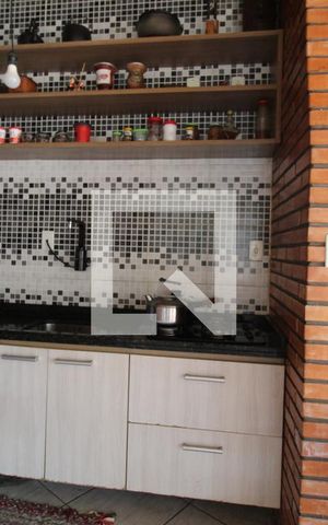 Casa à venda com 233m², 4 quartos e 2 vagasÁrea Gourmet