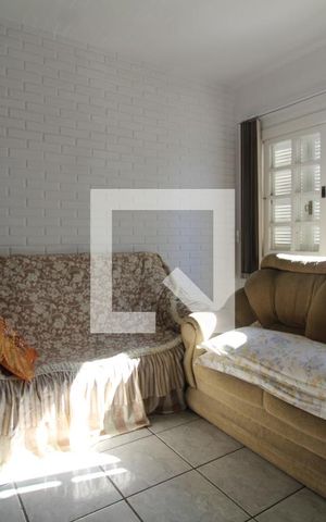 Casa à venda com 233m², 4 quartos e 2 vagasSala de Estar