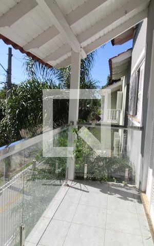 Casa à venda com 233m², 4 quartos e 2 vagasSacada Quarto 1