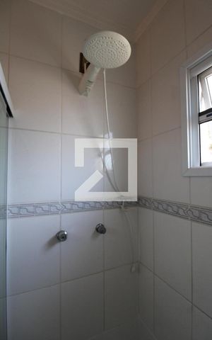 Casa para alugar com 425m², 4 quartos e 5 vagasBanheiro do Quarto 2 (suíte)