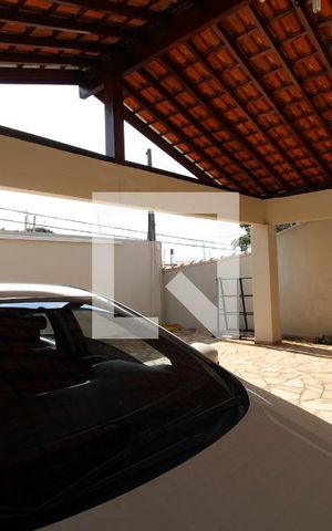 Casa para alugar com 425m², 4 quartos e 5 vagasGaragem