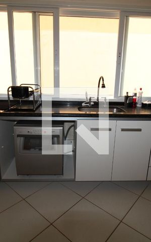Casa para alugar com 425m², 4 quartos e 5 vagasCozinha