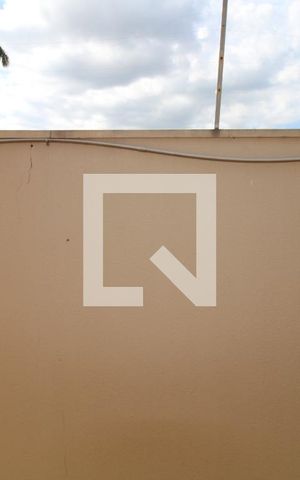 Casa para alugar com 425m², 4 quartos e 5 vagasVista da Varanda do Quarto 2 (suíte) e da Sala (piso superior)