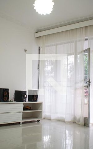 Casa à venda com 340m², 4 quartos e 3 vagasSala