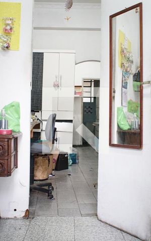 Casa à venda com 340m², 4 quartos e 3 vagasQuarto de Serviço