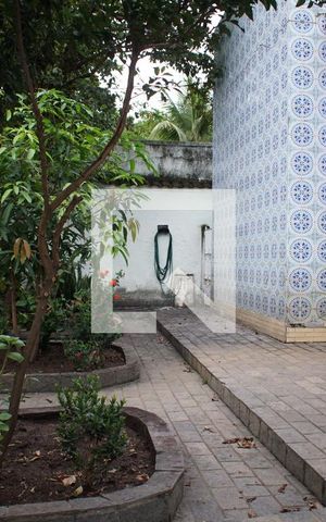 Casa à venda com 340m², 4 quartos e 3 vagasQuintal
