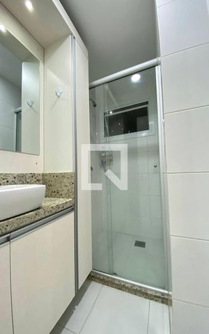 Apartamento à venda com 105m², 3 quartos e 2 vagasBanheiro da Suíte