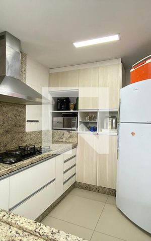 Apartamento à venda com 105m², 3 quartos e 2 vagasCozinha