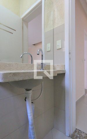 Casa à venda com 180m², 3 quartos e 4 vagasLavabo