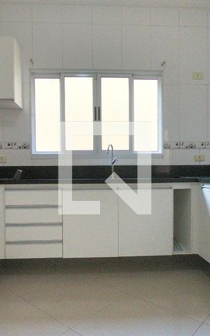 Casa à venda com 180m², 3 quartos e 4 vagasCozinha