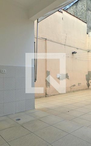 Casa à venda com 180m², 3 quartos e 4 vagasÁrea de Serviço