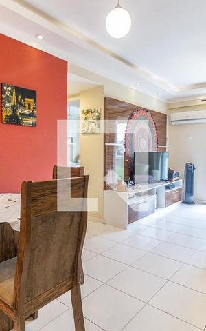 Apartamento à venda com 58m², 2 quartos e 1 vaga Apartamento à venda com 58m², 2 quartos e 1 vagaSala