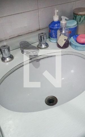 Casa à venda com 160m², 4 quartos e 2 vagasBanheiro Social