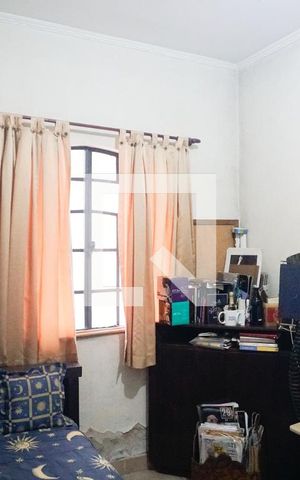 Casa à venda com 160m², 4 quartos e 2 vagasQuarto de Serviço