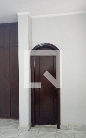 Casa à venda com 160m², 4 quartos e 2 vagasSuíte
