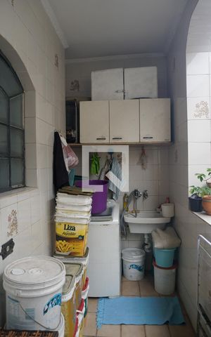 Casa à venda com 160m², 4 quartos e 2 vagasLavanderia 1