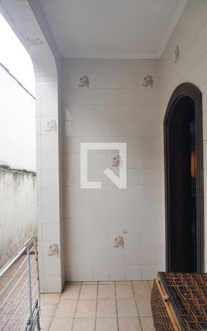 Casa à venda com 160m², 4 quartos e 2 vagasLavanderia 1
