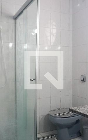 Casa à venda com 160m², 4 quartos e 2 vagasBanheiro da Suíte