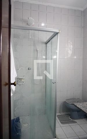 Casa à venda com 160m², 4 quartos e 2 vagasBanheiro da Suíte