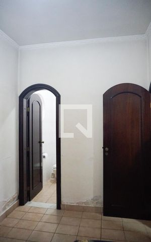 Casa à venda com 160m², 4 quartos e 2 vagasQuarto de Serviço