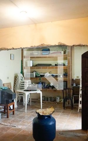 Casa à venda com 160m², 4 quartos e 2 vagasCozinha e Quarto do fundo