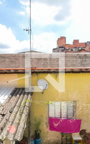 Casa à venda com 173m², 2 quartos e 2 vagas Casa à venda com 173m², 2 quartos e 2 vagasVista