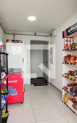 Apartamento à venda com 60m², 1 quarto e 2 vagas Apartamento à venda com 60m², 1 quarto e 2 vagasMercado