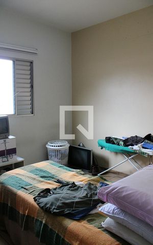 Casa à venda com 200m², 3 quartos e 2 vagas Casa à venda com 200m², 3 quartos e 2 vagasQuarto 3