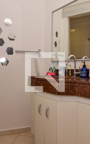 Apartamento para alugar com 66m², 2 quartos e 1 vaga Apartamento para alugar com 66m², 2 quartos e 1 vagaPia do Banheiro Social 1 e 2