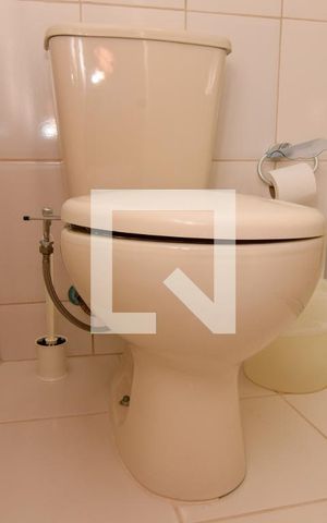 Apartamento para alugar com 66m², 2 quartos e 1 vaga Apartamento para alugar com 66m², 2 quartos e 1 vagaBanheiro Social 1