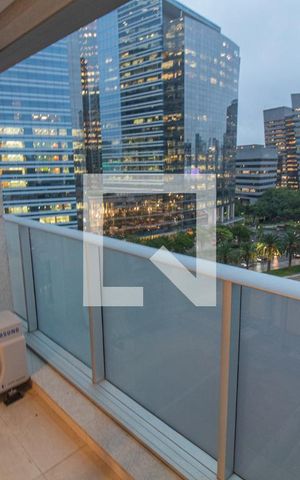 Studio à venda com 50m², 1 quarto e 1 vaga Studio à venda com 50m², 1 quarto e 1 vagaSacada