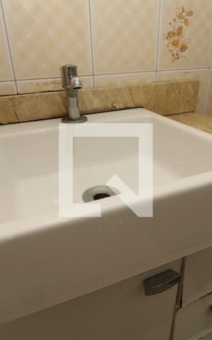 Casa para alugar com 250m², 3 quartos e 6 vagasBanheiro