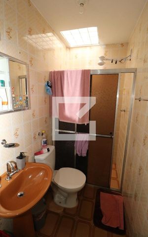 Casa para alugar com 250m², 3 quartos e 6 vagasBanheiro 1