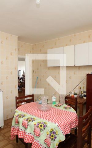 Casa para alugar com 250m², 3 quartos e 6 vagasCozinha - Casa 2
