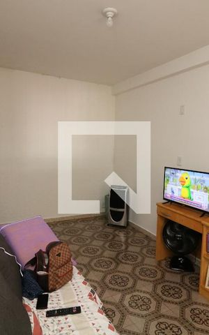 Casa para alugar com 250m², 3 quartos e 6 vagasSala