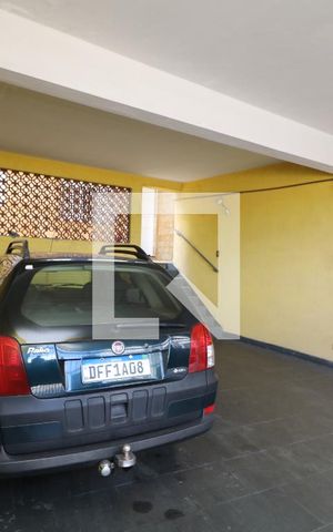 Casa para alugar com 250m², 3 quartos e 6 vagasGaragem