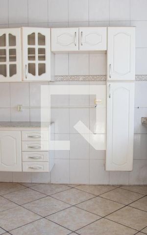 Casa à venda com 140m², 2 quartos e 1 vaga Casa à venda com 140m², 2 quartos e 1 vagaCozinha