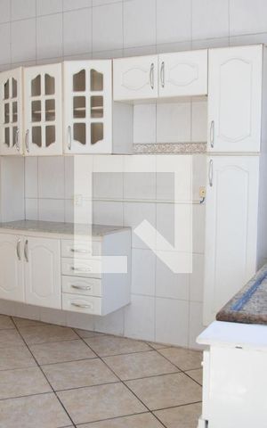 Casa à venda com 140m², 2 quartos e 1 vaga Casa à venda com 140m², 2 quartos e 1 vagaCozinha