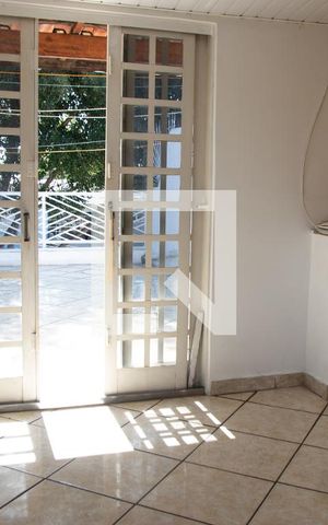 Casa à venda com 140m², 2 quartos e 1 vaga Casa à venda com 140m², 2 quartos e 1 vagaCozinha