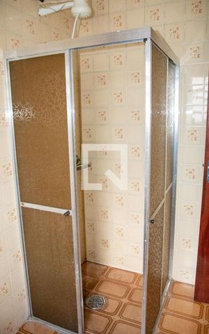 Casa à venda com 140m², 2 quartos e 1 vaga Casa à venda com 140m², 2 quartos e 1 vagaBanheiro 1