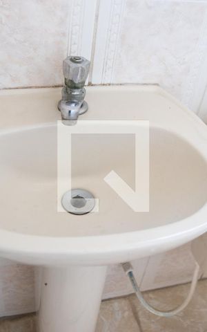 Casa à venda com 140m², 2 quartos e 1 vaga Casa à venda com 140m², 2 quartos e 1 vagaBanheiro 2