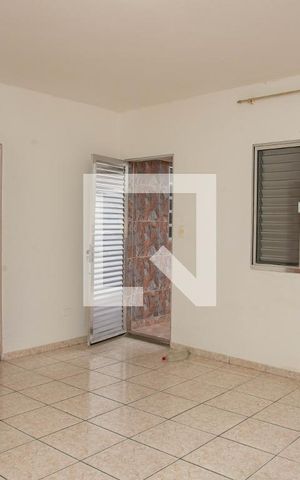 Casa à venda com 492m², 4 quartos e 2 vagasQuarto 1 - suíte 
