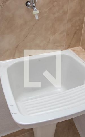 Casa à venda com 492m², 4 quartos e 2 vagasCasa 2 - área de serviço 