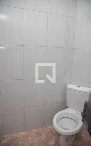 Casa à venda com 492m², 4 quartos e 2 vagasCasa 2 - banheiro 